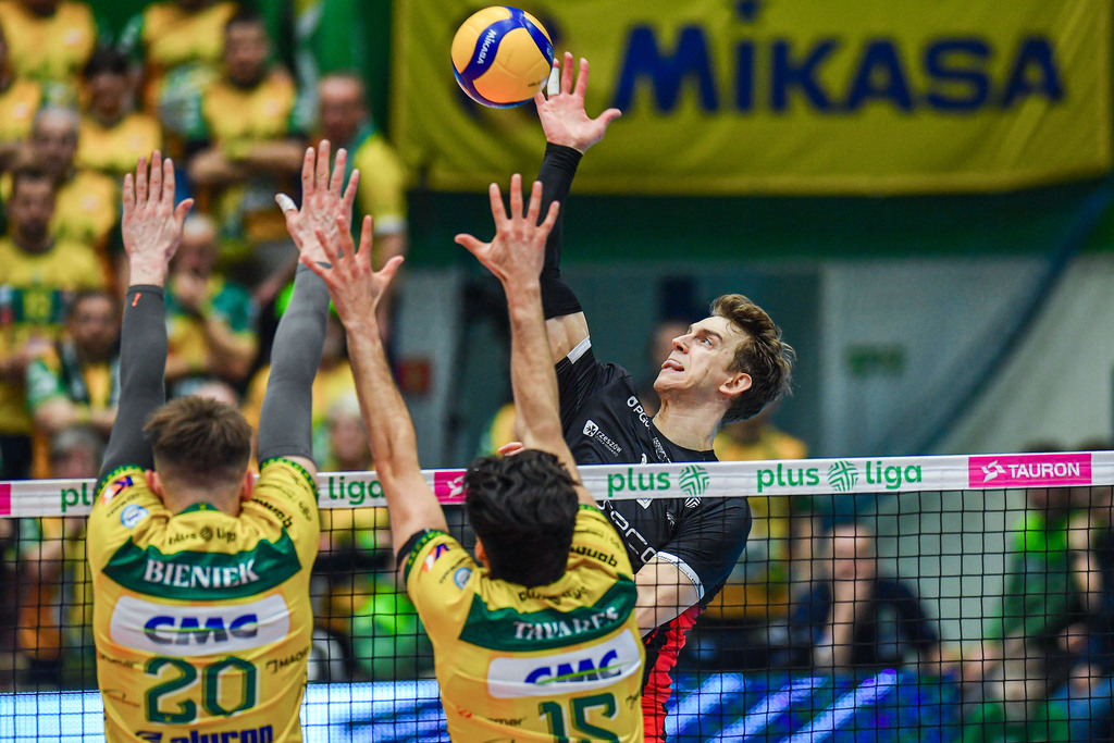 PlusLiga. Kontrowersje w Zawierciu i pięciosetowe boje w 20. kolejce